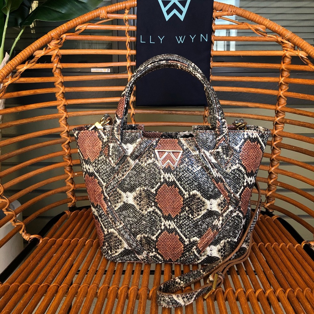 Kelly Wynne Cheers to Me Mini in Cactus Scales